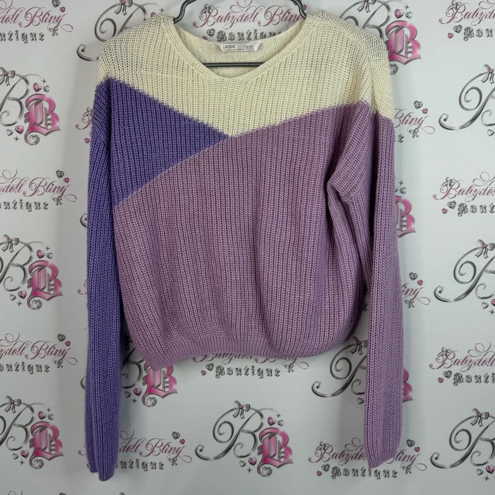 Ukids sweater knit color block knitted Elegant Purple and Cream V-Neck Sweater